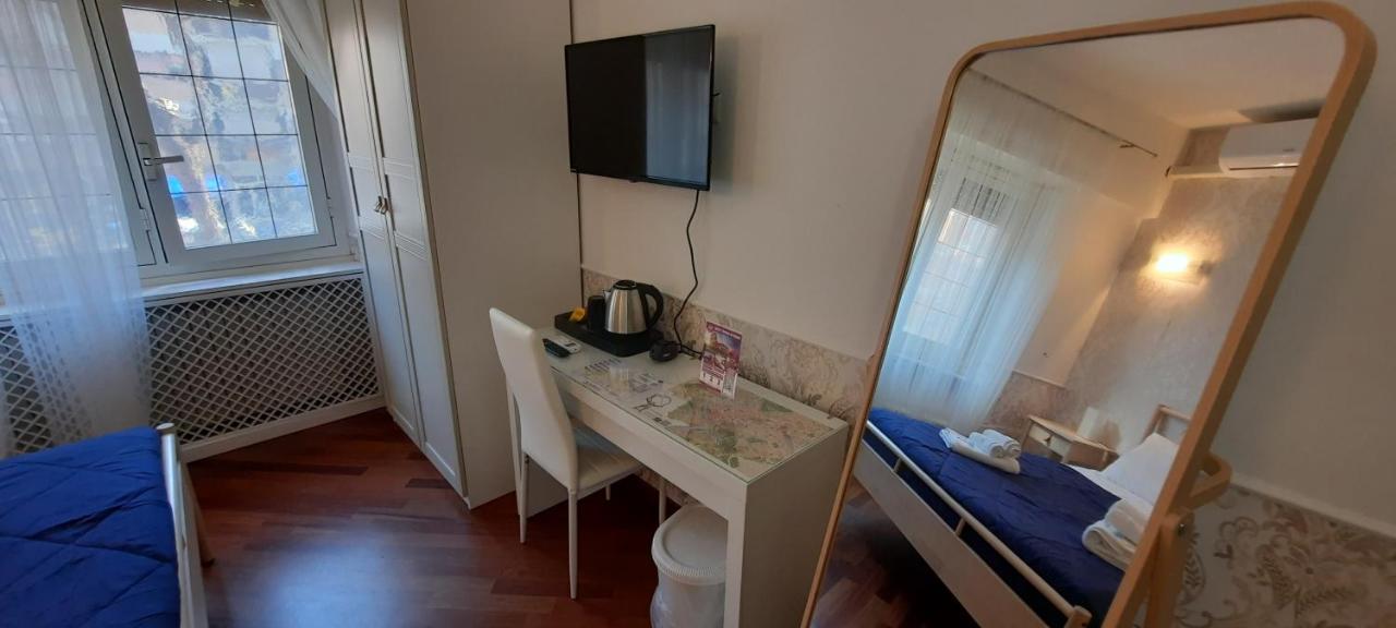 Aurelio Deluxe Rooms Řím Exteriér fotografie